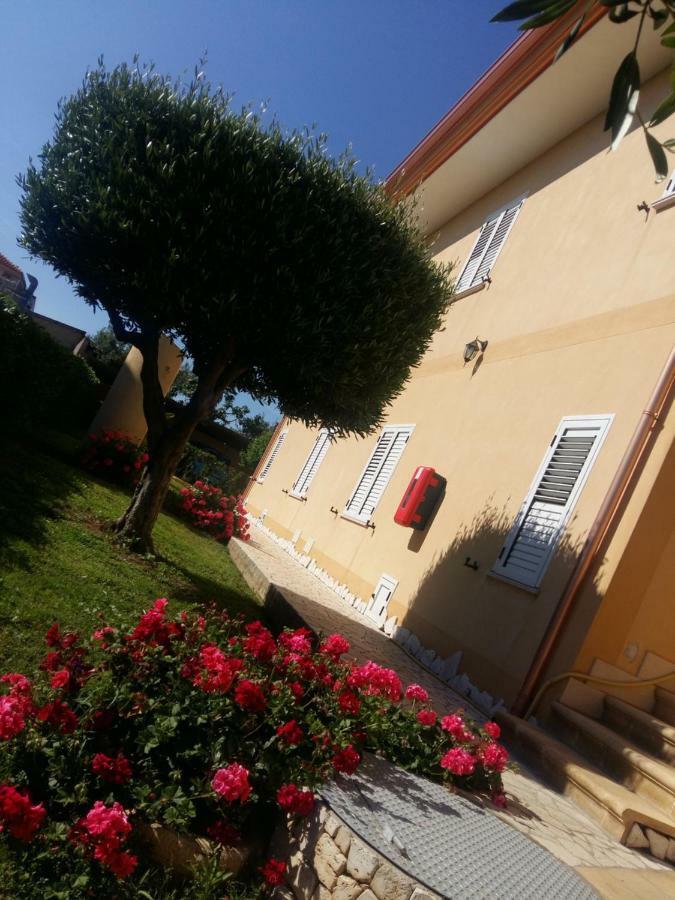 Villettemire Capo Vaticano Exterior foto